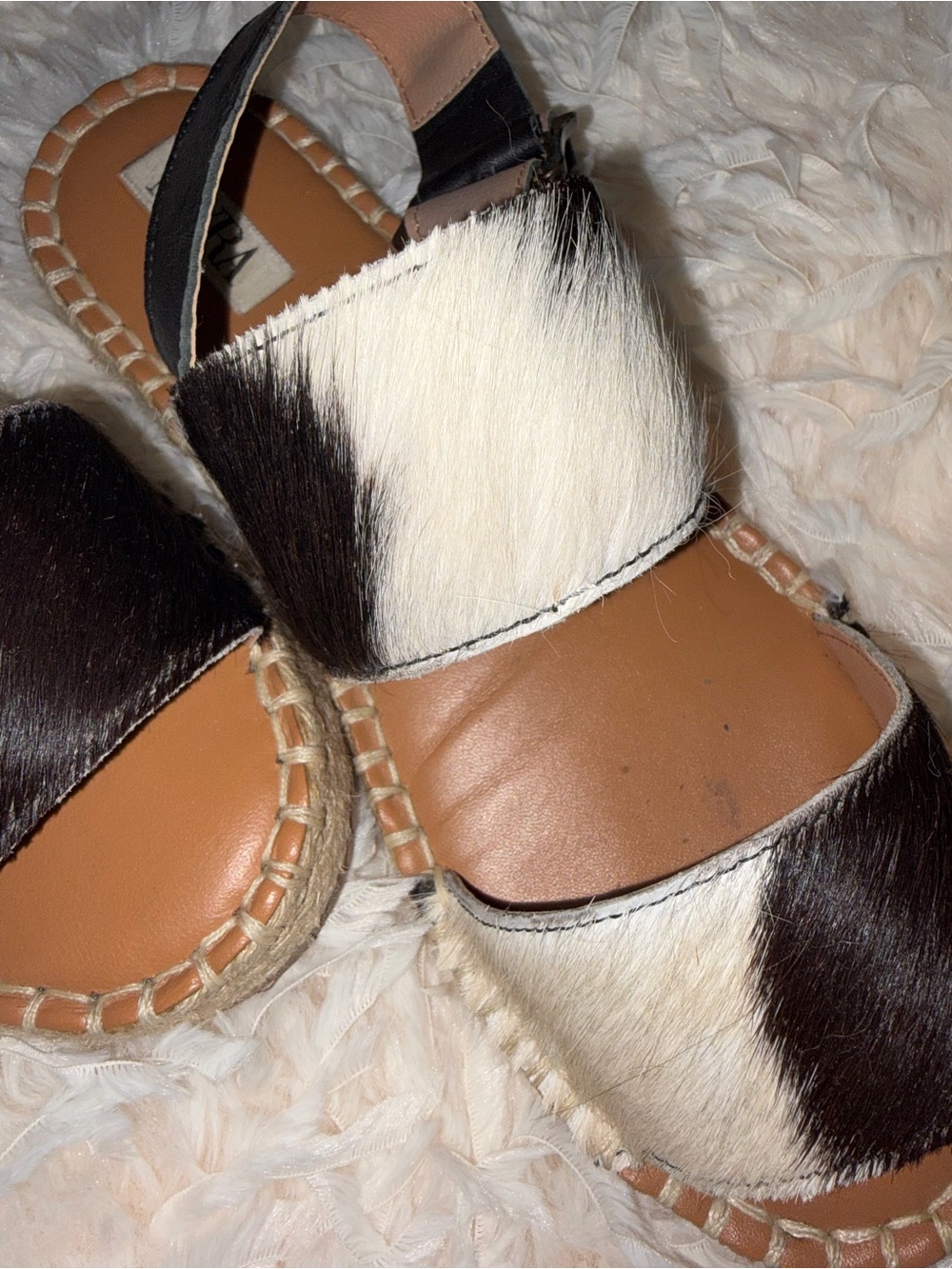 🌟 Myra Cowhide Espadrille Sandals. Step out In Style!!!💋 - Picture 2 of 5